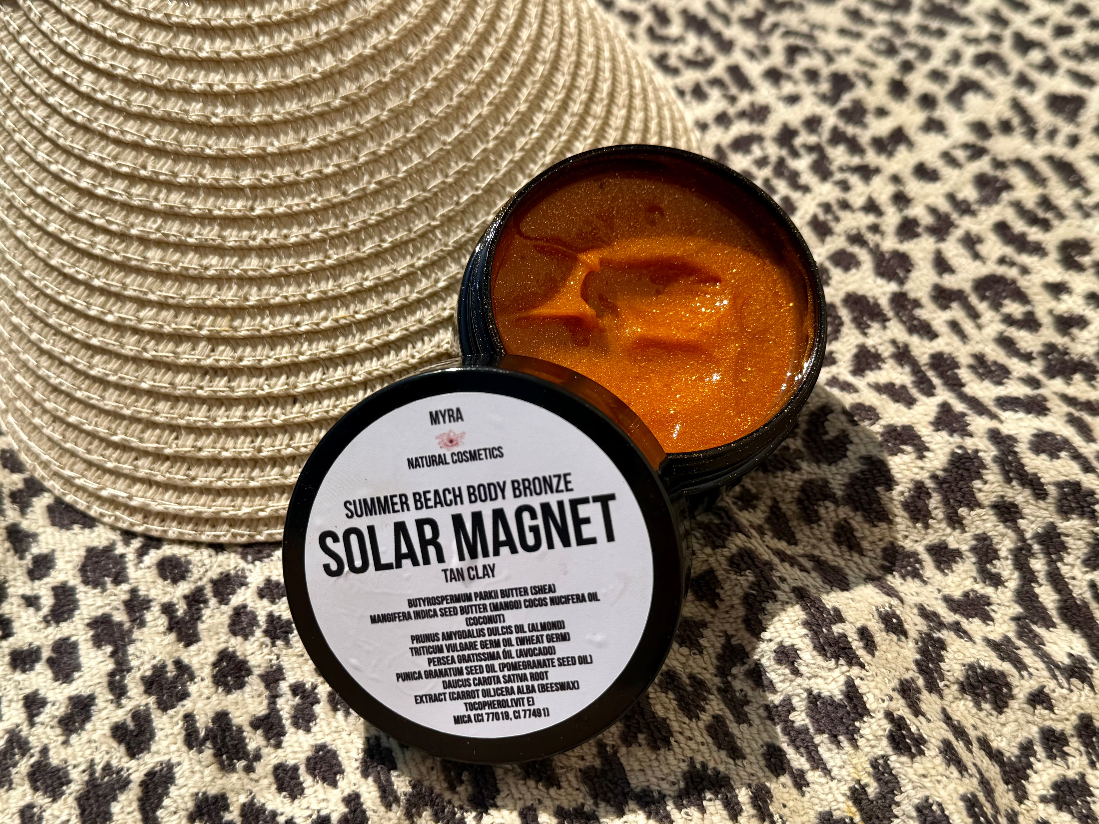 SOLAR MAGNET Tan Clay