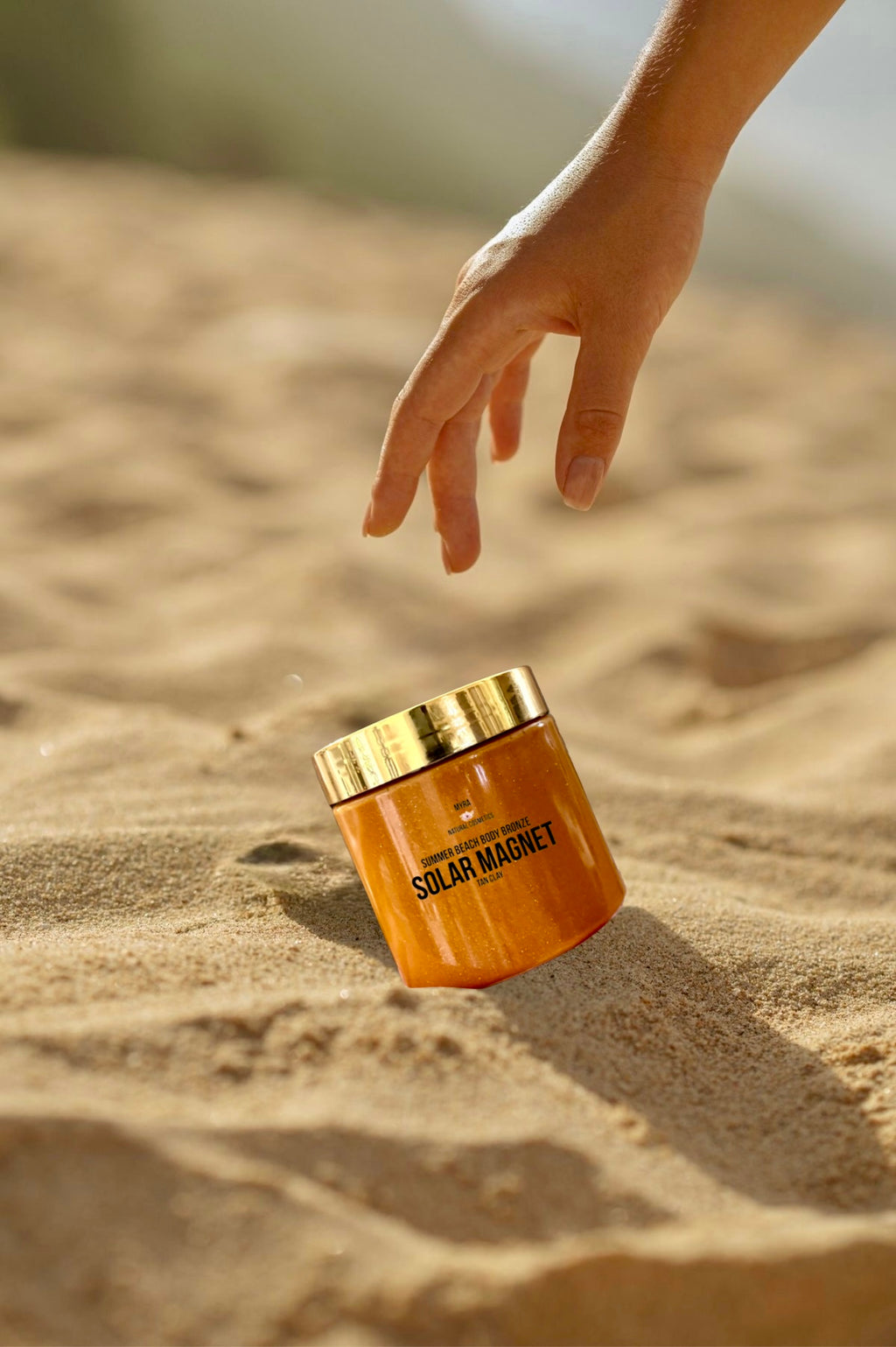 SOLAR MAGNET Tan Clay