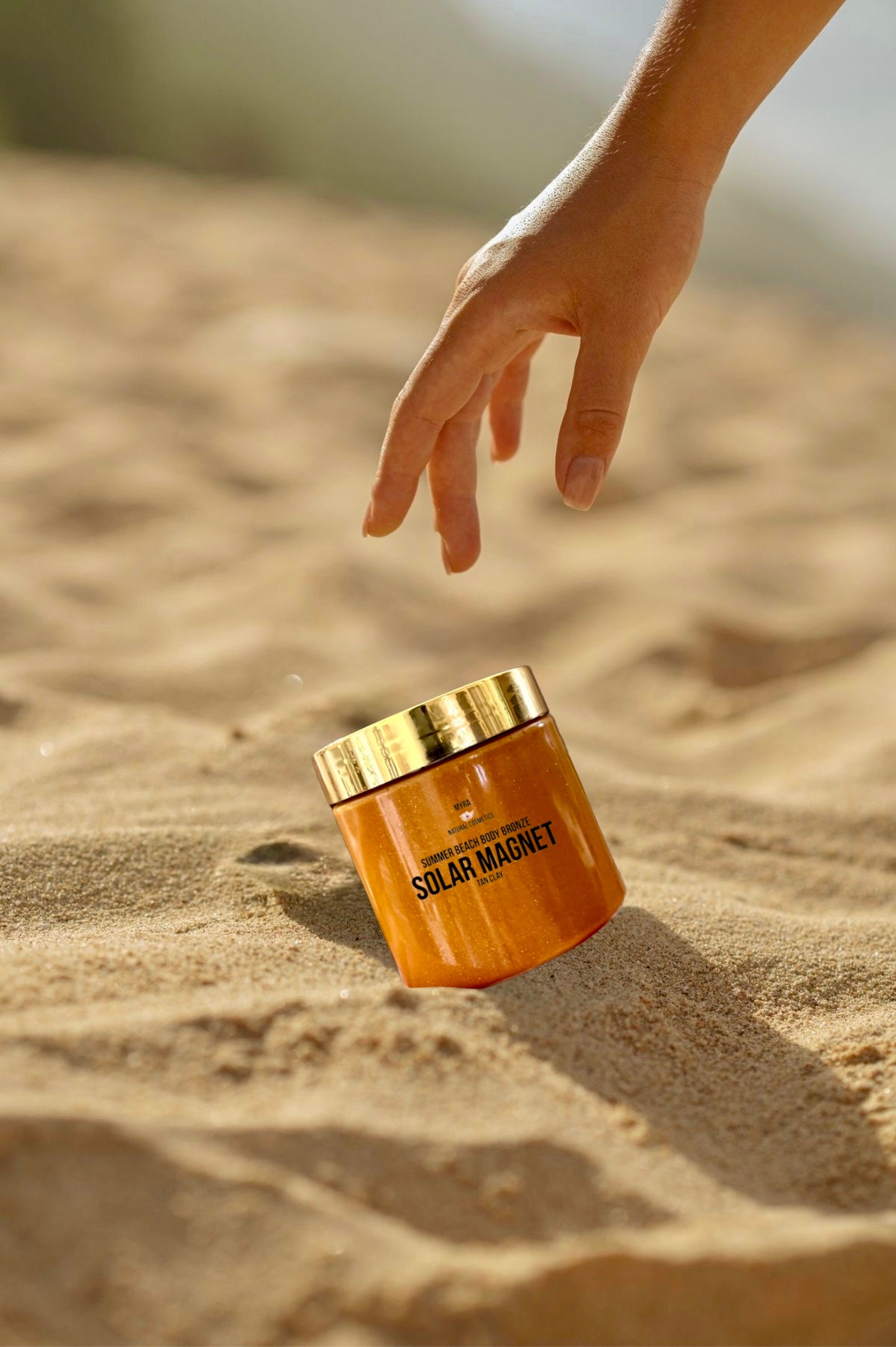 SOLAR MAGNET Tan Clay